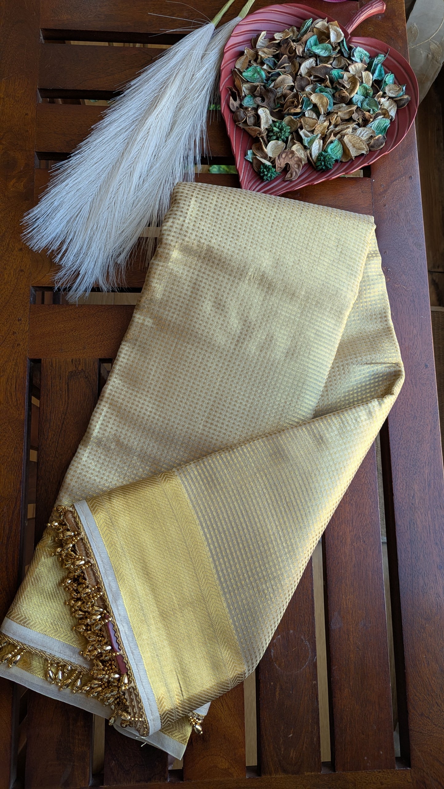 Ghungroo Gold Tissue Saree